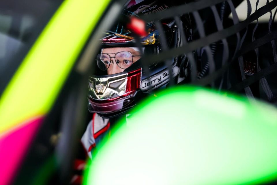 台的机会, 为主