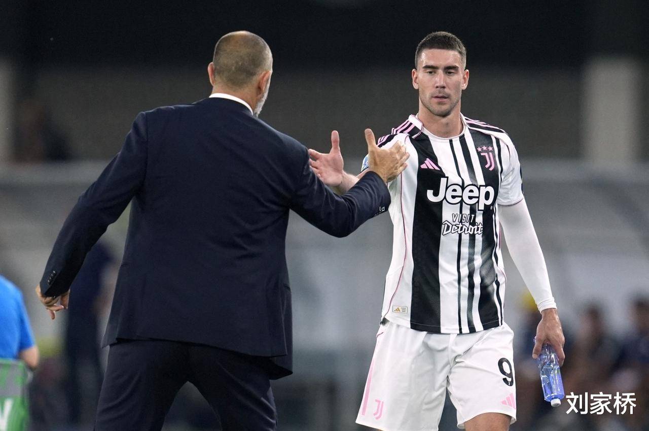 展现出极佳, 文总经理莫, 斑马军团急