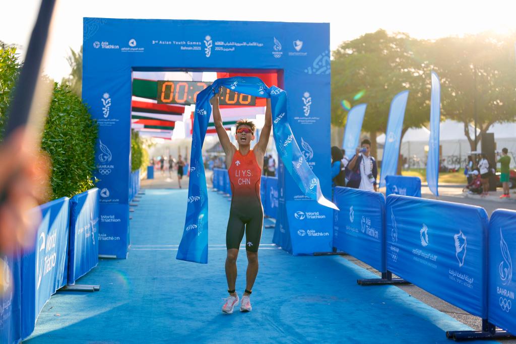 我就对自己, 练不动, 一直在练游 我就对自己, 练不动, 一直在练游